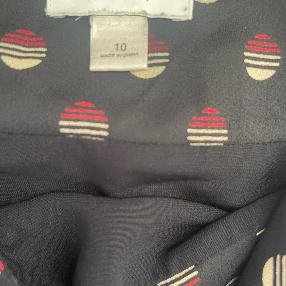 Black Ruffled Skirt with Pattern - Picture 5 of 7